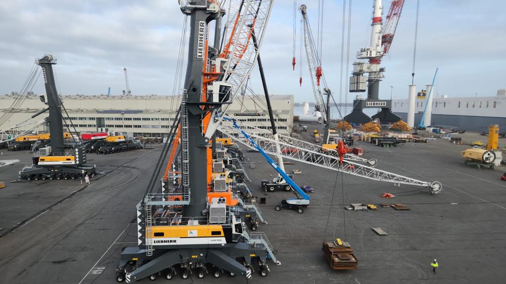 Ключевой актив: «Терминал Астафьева» приобрел два новых крана